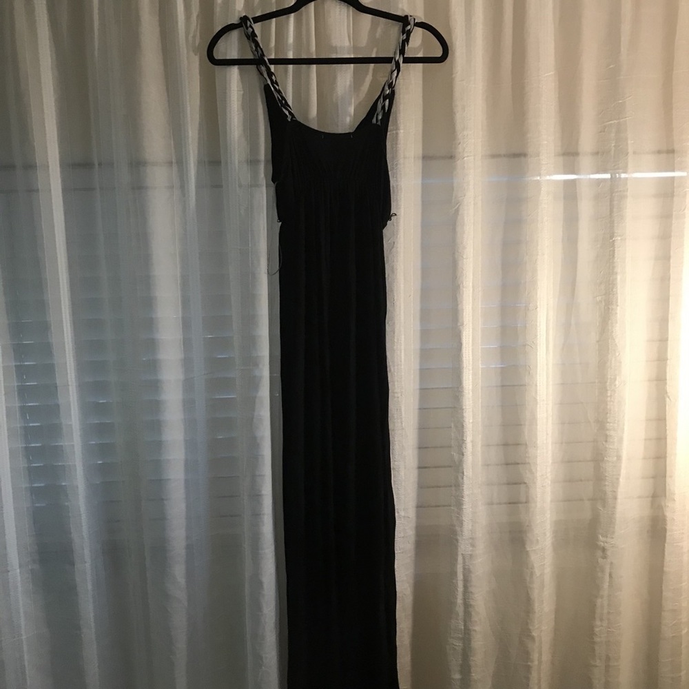 Everly Grey Long black maxi dress
